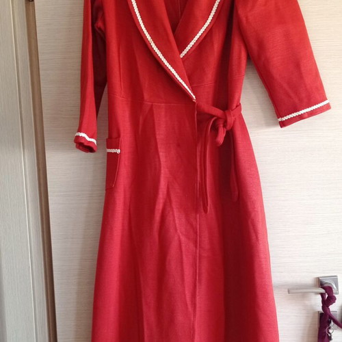 Winter robe used, brick red, size M/L