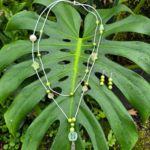 Green Multi Strand Beaded Necklace and Earrings New