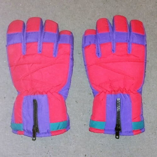 Winter women's gloves with lining like new, size L, pink and purple