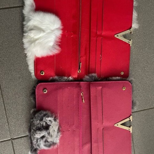 Wallet with real rabbit fur like new, hand-held, red and pink