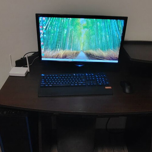 Full gaming set i7-6700 GTX 1060 6GB 1TB NVMe Logitech ViewSonic used