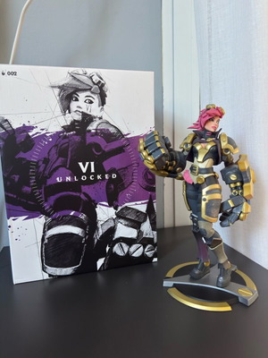 Άγαλμα VI League of Legends σαν καινούργιο, επίσημο με κουτί