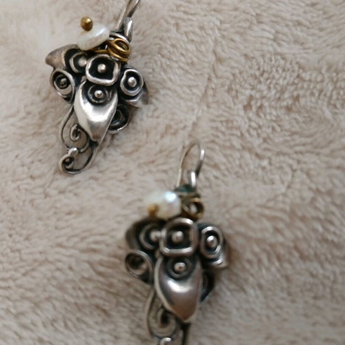Vintage silver 925 earrings with genuine pearls like new