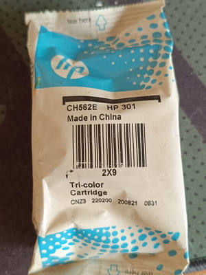 HP 301 Tri-color Inkjet Cartridge new