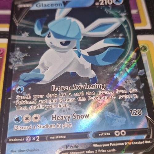 Glaceon V collectible Pokémon card like new