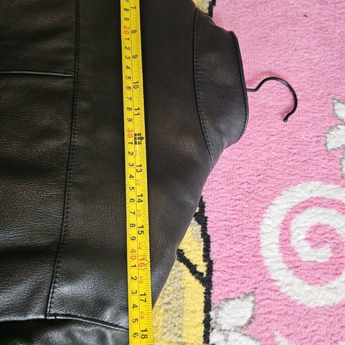 Leather jacket black like new, size S
