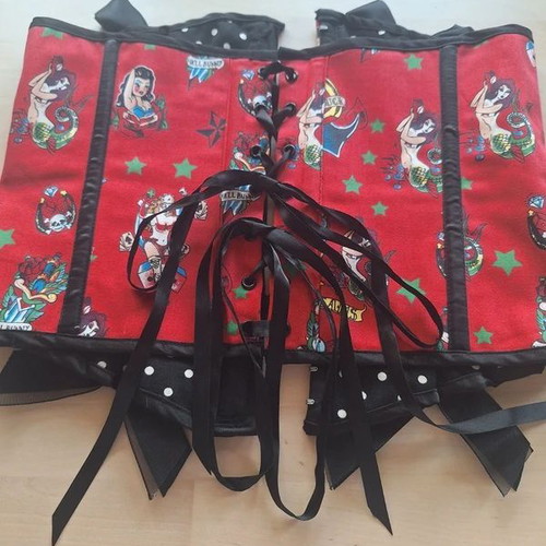 Hell Bunny Tattoo-Print Corset size M like new, red and black