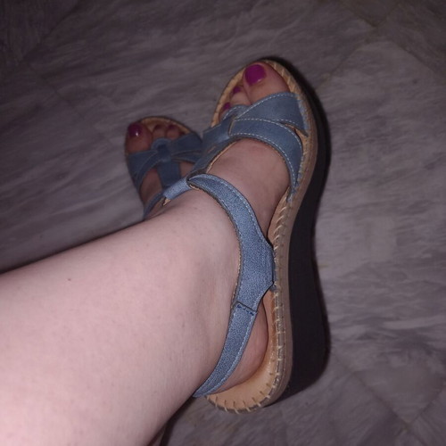 Ovvio leather anatomical sandals size 36 used, blue