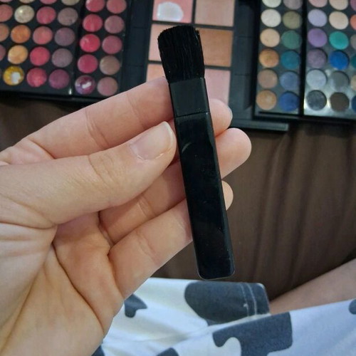 Makeup palette used with 36 lip colors, 6 blushes, 36 eyeshadows and mirror