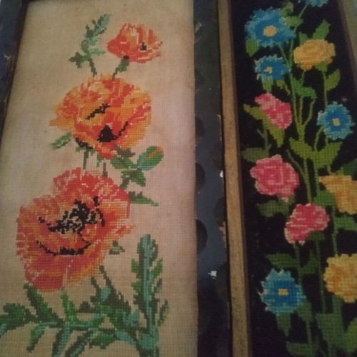 Vintage embroidered paintings used, set of 2 without glass