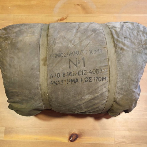 Military sleeping bag old used in good condition