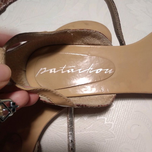 Low sandals used, leather and patent leather, size 37, beige