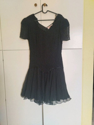 Black silk dress with embroidered beads like new, size 4XL