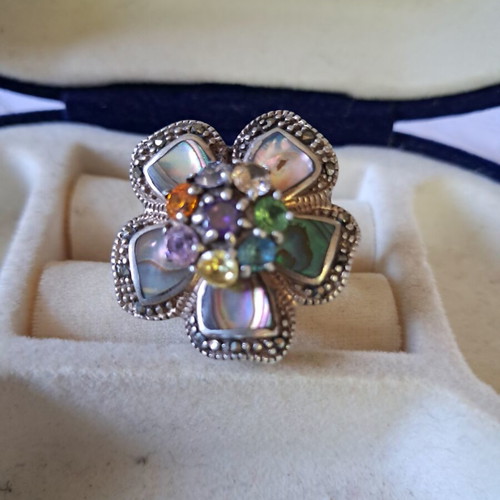 Silver ring with mother pearl and semiprecious stones size 17 like new