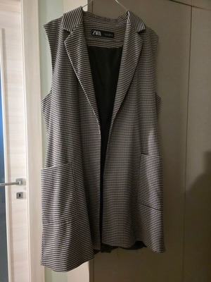 Zara checked long vest used, loose fit, size L
