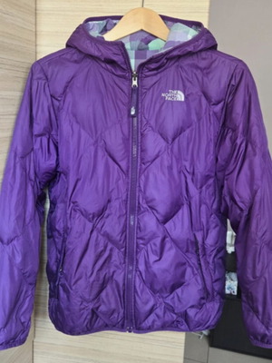 The North Face reversible jacket like new, green and purple, size S