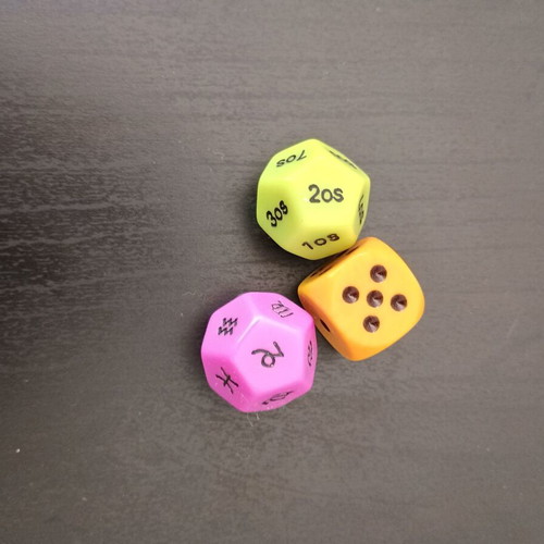 Dice set of 3, like new