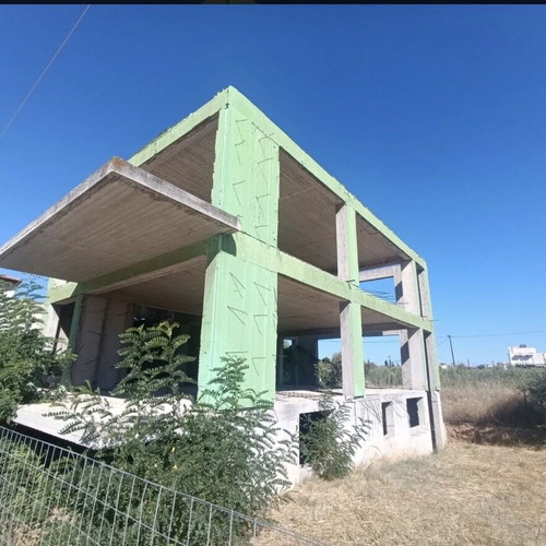 Μονοκατοικία 250 τ.μ. σε μπετά σε οικόπεδο 395 τ.μ. στην Κόρινθο
