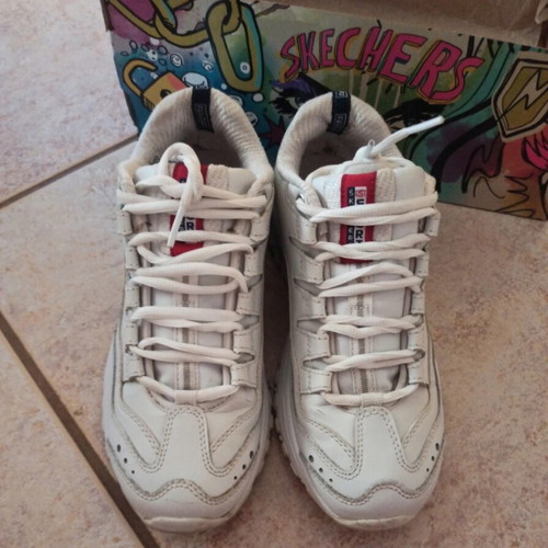 Skechers chunky sneakers white used with memory foam