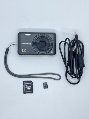 Olympus VG-120 Compact Digital Camera like new with memory card
