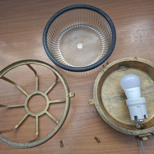 Bronze nautical wall light with glass, vintage, outdoor, Ø20 cm