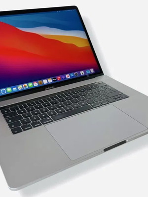 Apple MacBook Pro 15" 2019 i7 2.6GHz 32GB RAM 1TB SSD Radeon Pro 555X like new