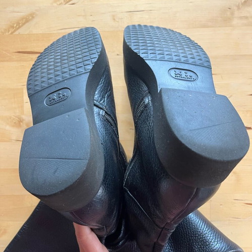 Vavoulas boots size 36 black leather used
