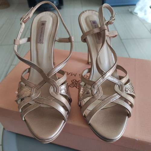 Tsakiris gold sandals used, size 39, with wear marks