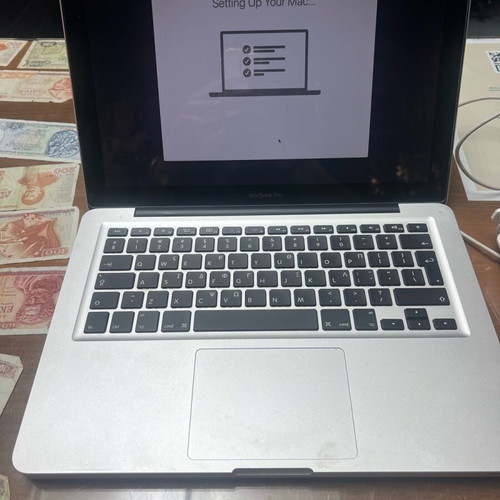 Apple MacBook Pro mid 2012 used, i5 2.5GHz, 4GB RAM, 500GB storage