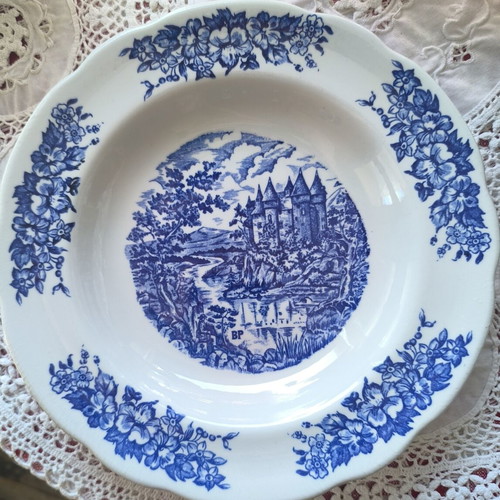 Pyroblan BP French plates used, set of 5, 23.5 cm
