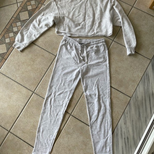 Pink Woman gray tracksuit set like new, worn once