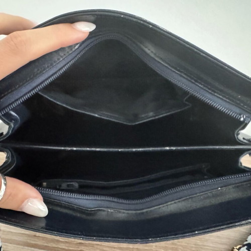 Vintage leather blue crossbody bag used