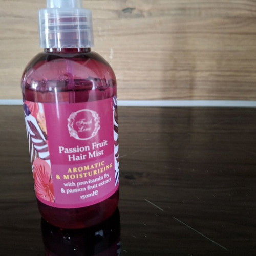 Fresh Line Passion Fruit Hair Mist like new, tropical scent