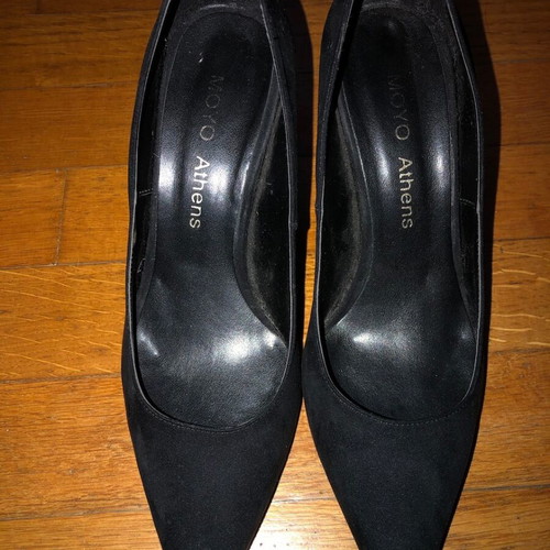 Moyo Black Suede Pointed Stiletto Heel Shoe like new 8cm