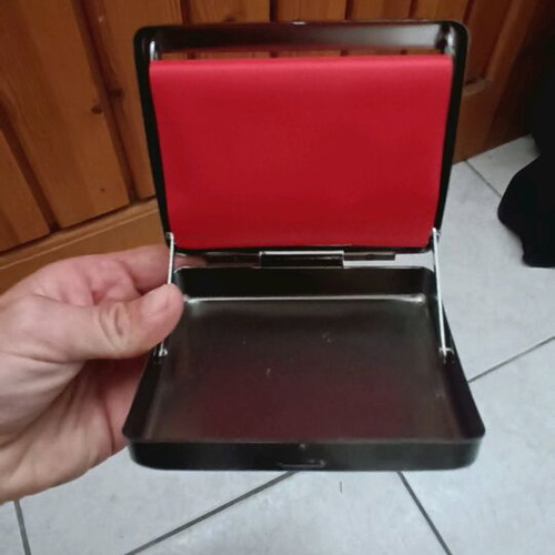 Raw rolling box new for hand-rolled cigarettes