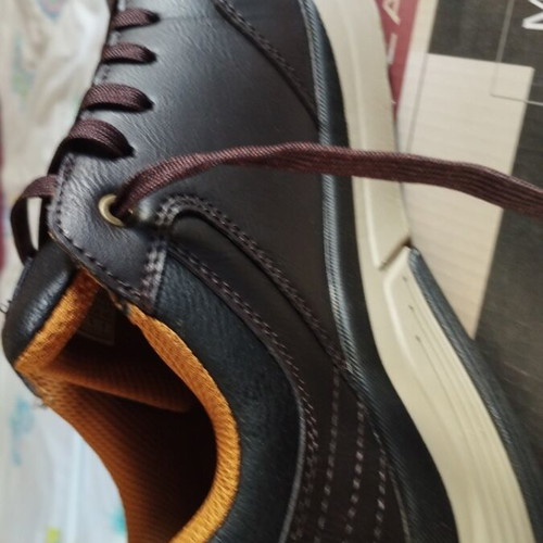 Skechers shoes brown, like new, size 42