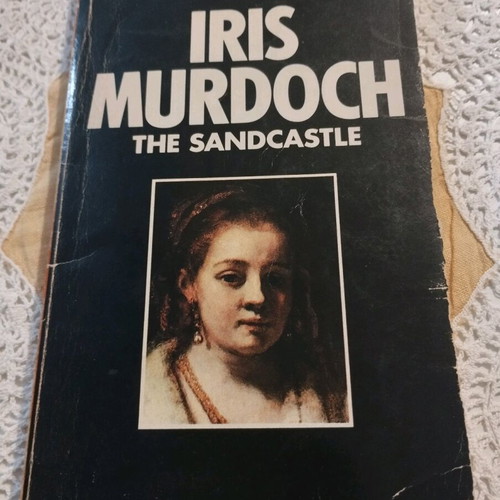 The Sandcastle by Iris Murdoch, vintage Penguin US Edition 1983, like new, English
