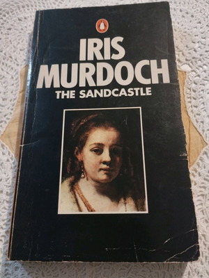 The Sandcastle by Iris Murdoch, vintage Penguin US Edition 1983, like new, English