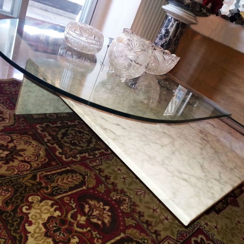 Impressive Italian Coffee Table like new, marble and glass