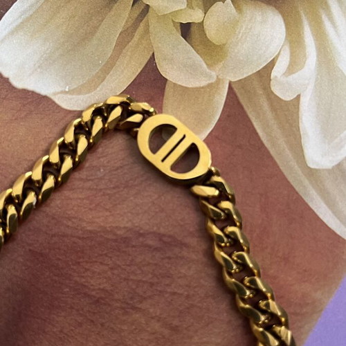 Cuban Link bracelet with gold-tone detail