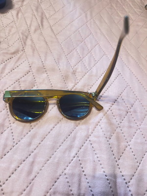Sunglasses like new, brown
