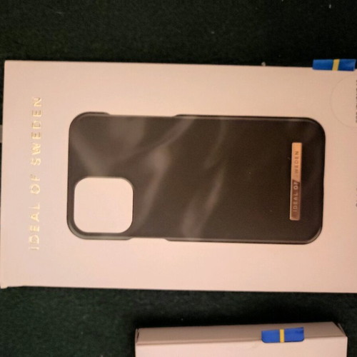 iPhone 13 case Ideal of Sweden with authentic ring new