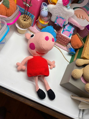 Peppa Pig knitted handmade doll new