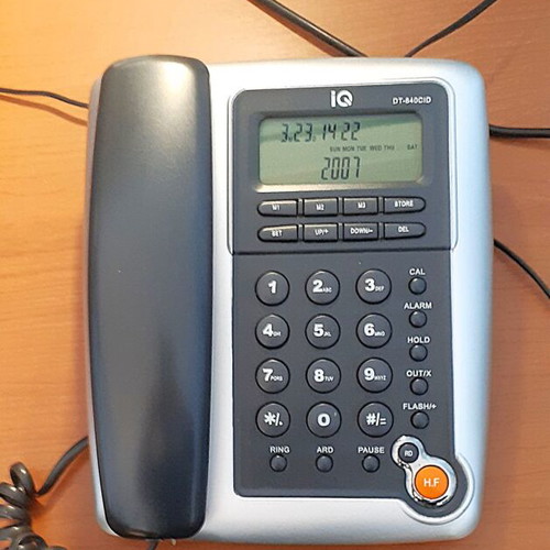 IQ DT-840CID Corded Phone with Screen and Caller ID used