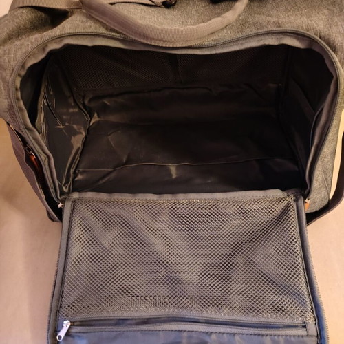Changing bag like new, gray color