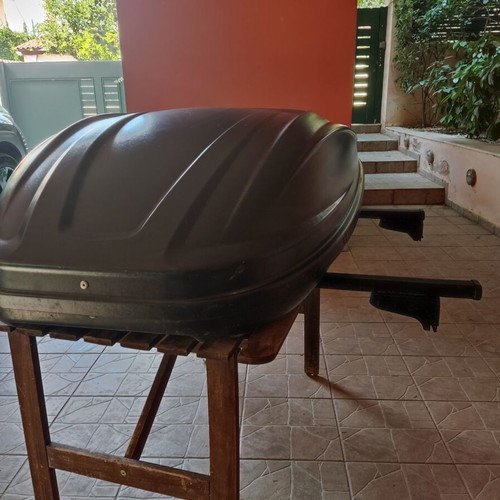 G3 Spark 400 Nero roof box with G3 roof bars