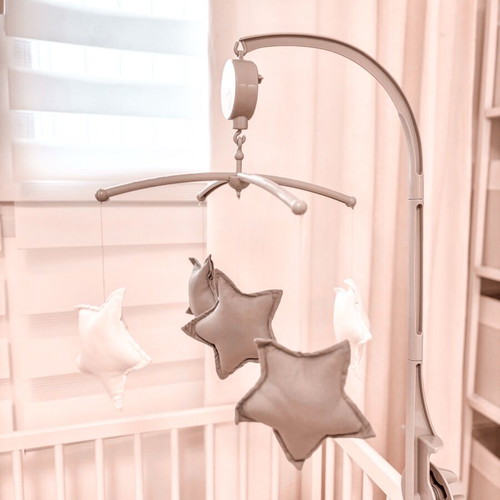 Baby mobile with stars like new, wind-up with music