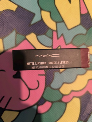 Mac Matte Lipstick D for Danger 630 new burgundy
