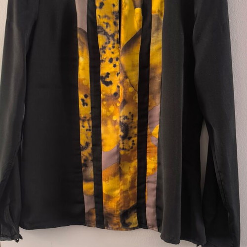 Mexx Metropolitan blouse like new, black multicolor, size XS/S