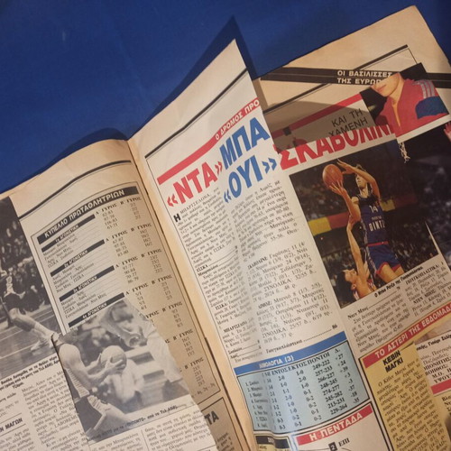 Triponto weekly basketball magazine issue 8 (3/1/1989) used